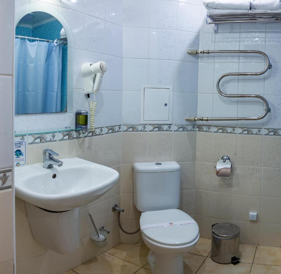 Truskavets 365 Hotel Екстериор снимка