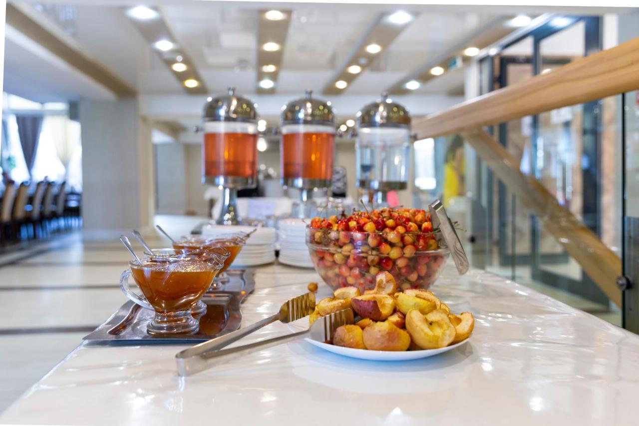 Truskavets 365 Hotel Екстериор снимка