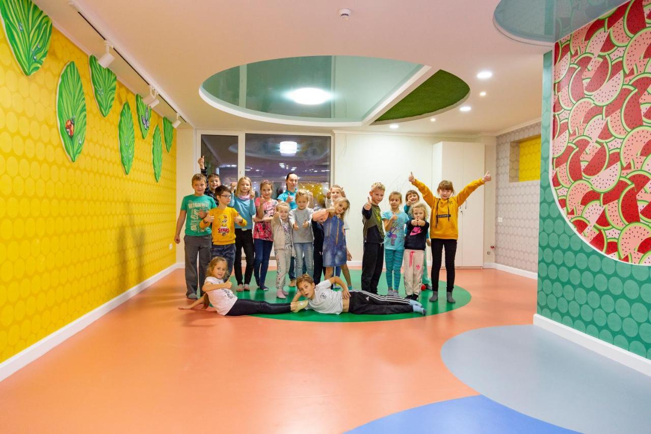Truskavets 365 Hotel Екстериор снимка