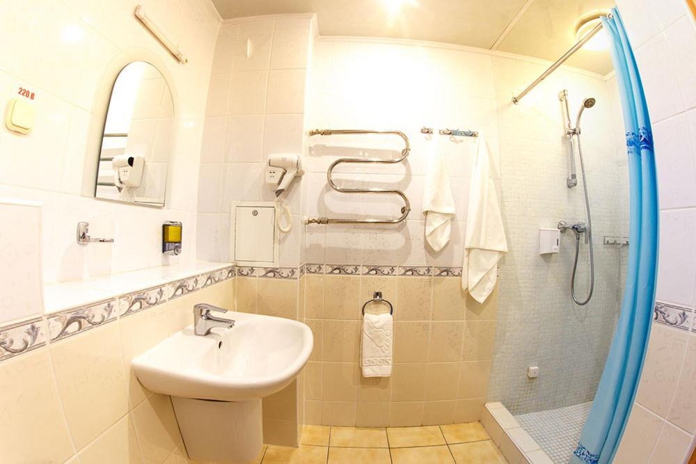 Truskavets 365 Hotel Екстериор снимка
