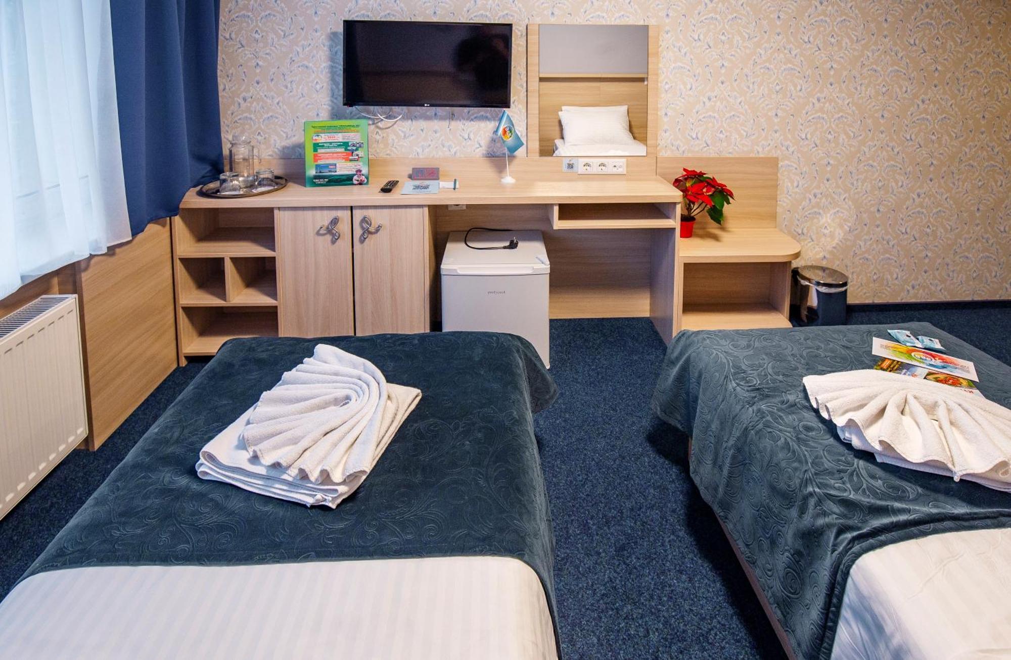 Truskavets 365 Hotel Екстериор снимка