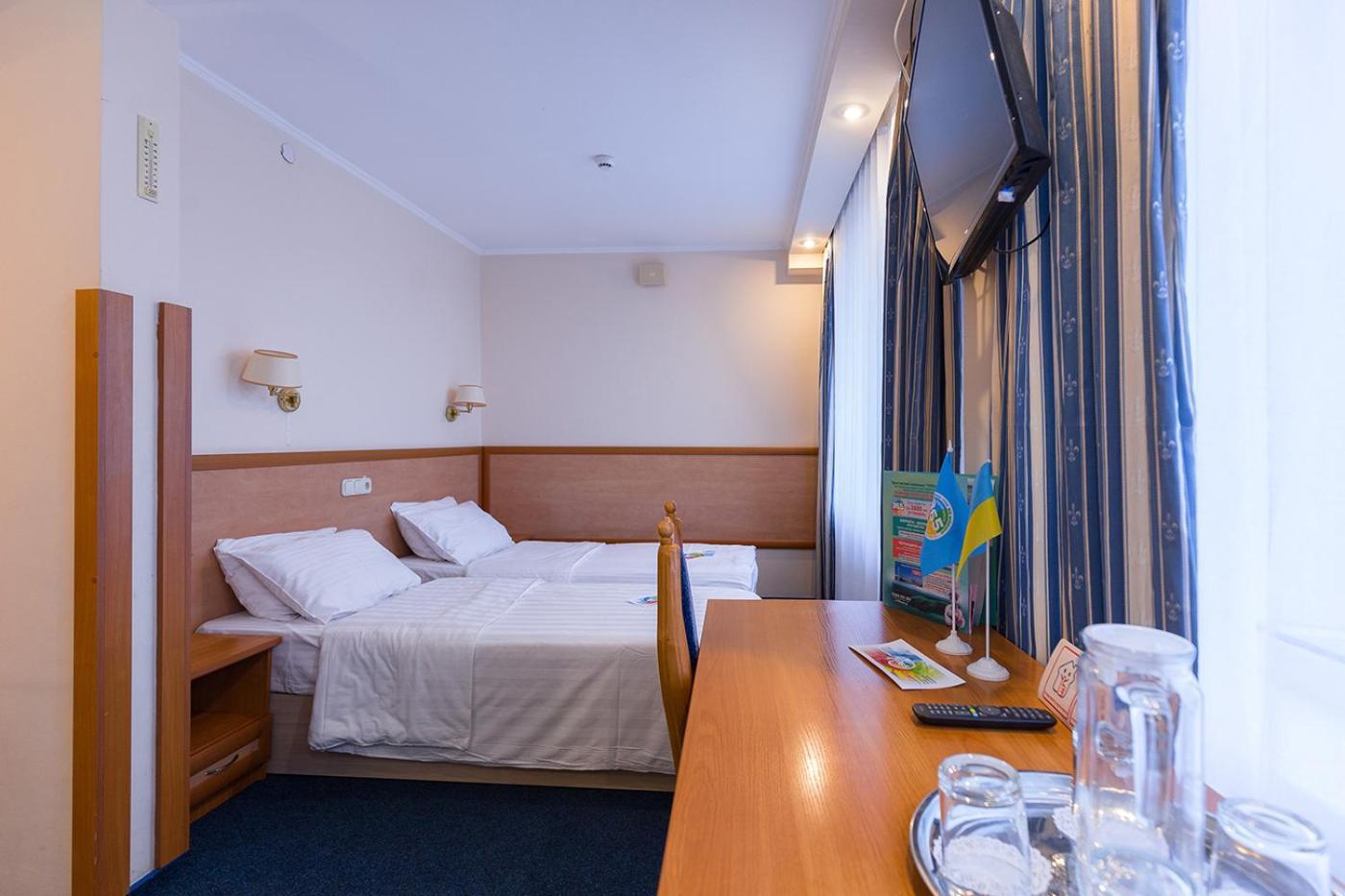 Truskavets 365 Hotel Екстериор снимка