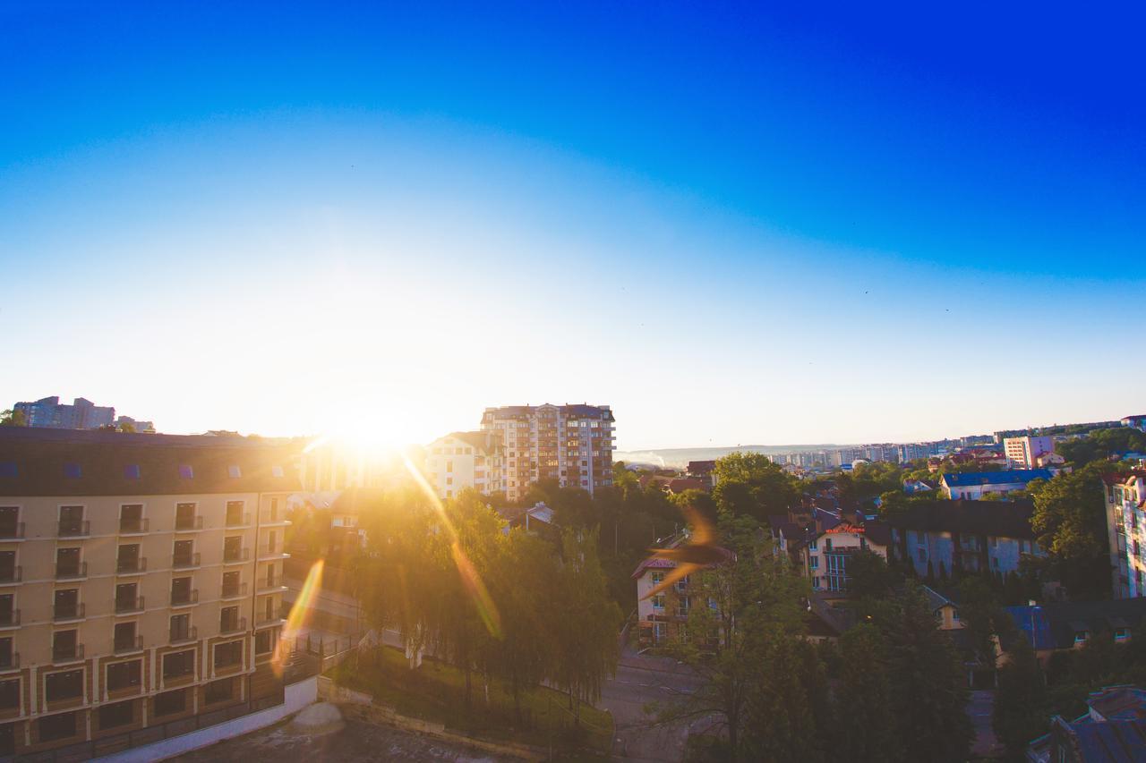 Truskavets 365 Hotel Екстериор снимка