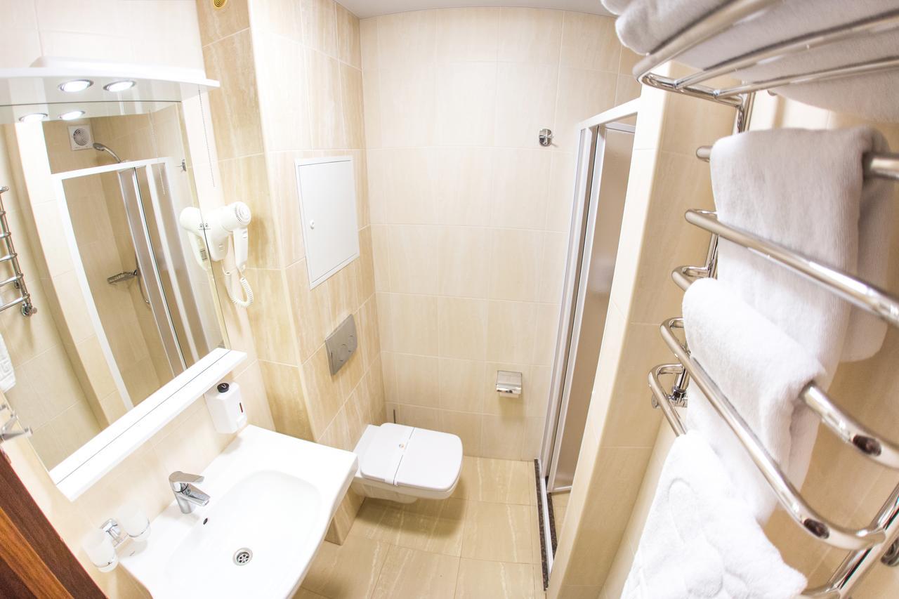 Truskavets 365 Hotel Екстериор снимка